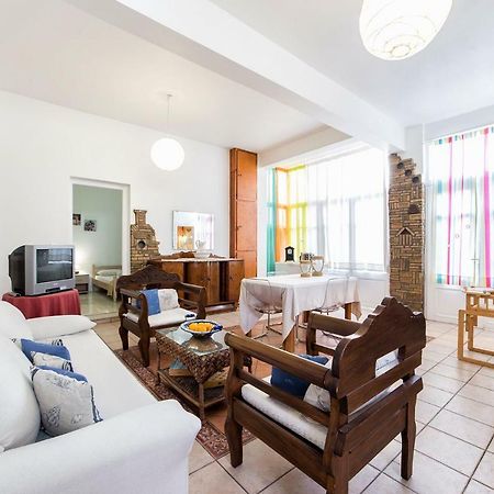 Town House For 6-16 With Ac Villa Páros Buitenkant foto
