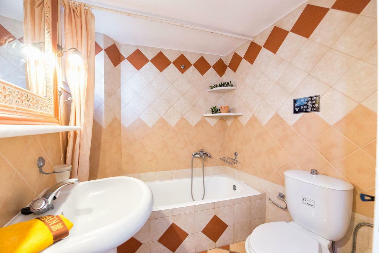 Town House For 6-16 With Ac Villa Páros Buitenkant foto