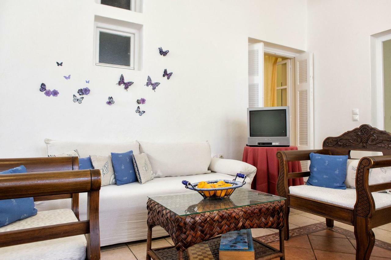 Town House For 6-16 With Ac Villa Páros Buitenkant foto
